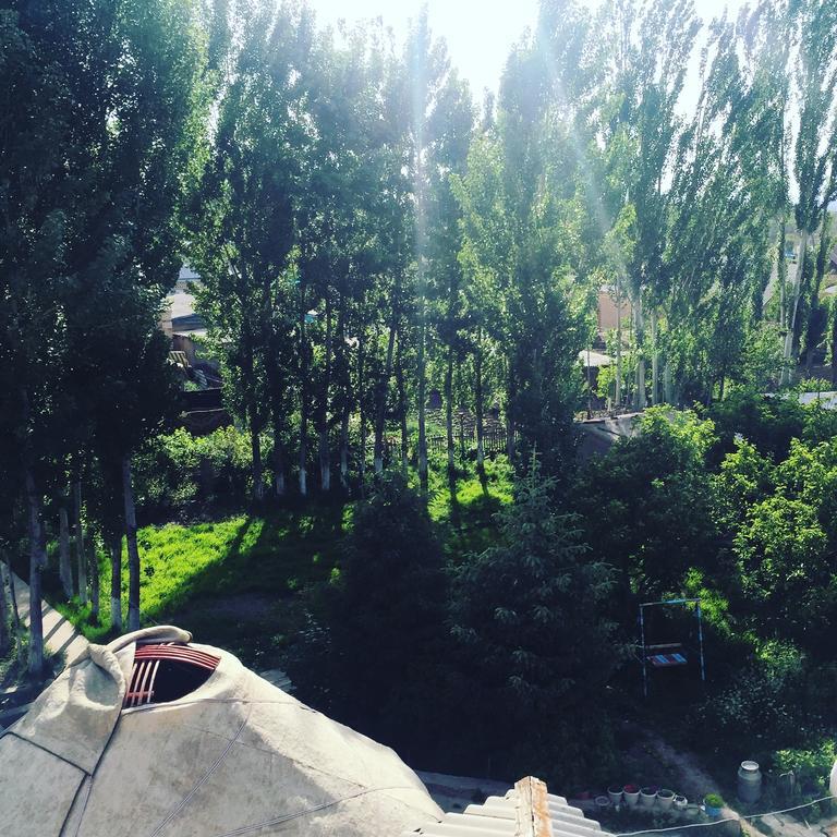 Guest House Mira Kochkor 外观 照片